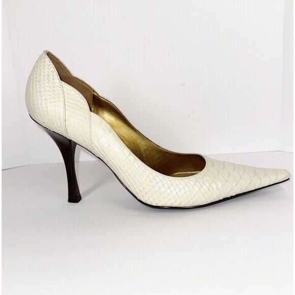 BCBG Leather Pump Y2K Brazil Croc Embossed Pointed Toe Stiletto Heels Witch 9.5B - Picture 9 of 16